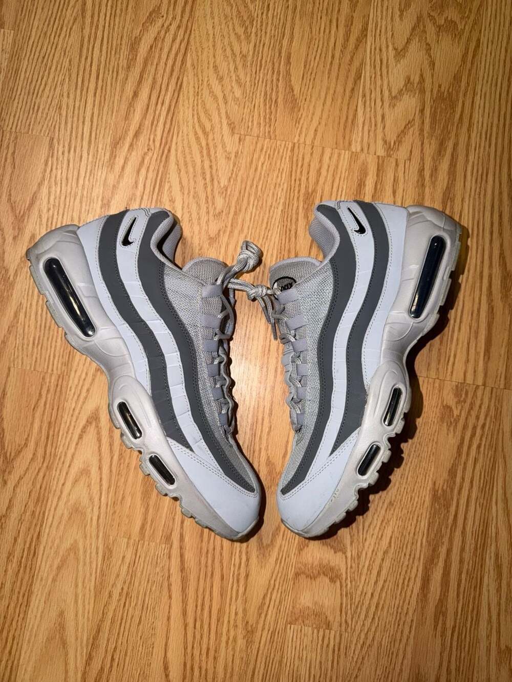 Nike Air Max 95 'Greyscale' Wolf Grey/Iron Grey (DX2657-002)